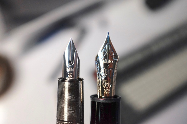 montblanc万宝龙钢笔限量款,万宝龙蛇头型钢笔