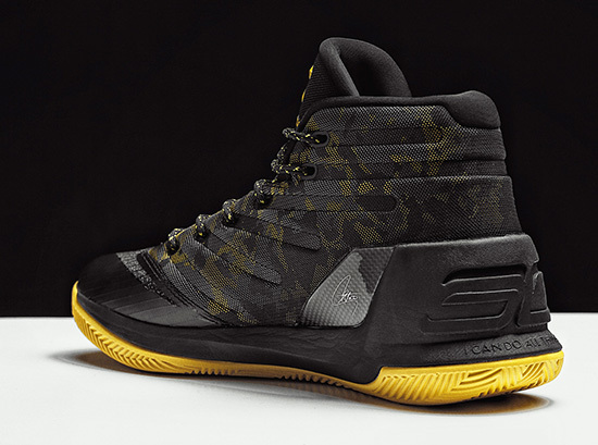 库里curry9北极光战靴,underarmour发布库里全明星战靴