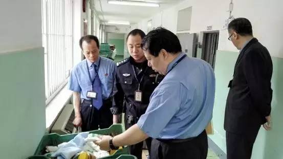 检察院是有很多检察官吗,检察院里有反贪局吗