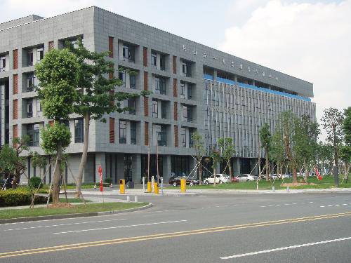 松湖妹倾情整理超全通讯录，拿着它走遍松山湖都不怕！