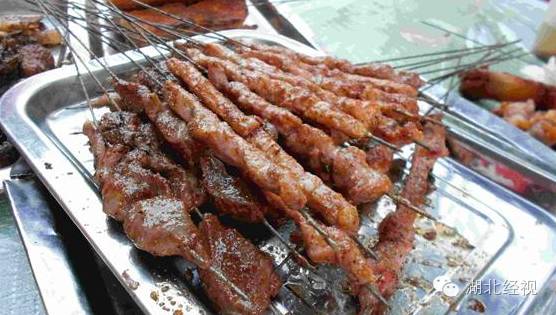 来武汉不可错过的一条街,武汉晚上逛的步行街夜市