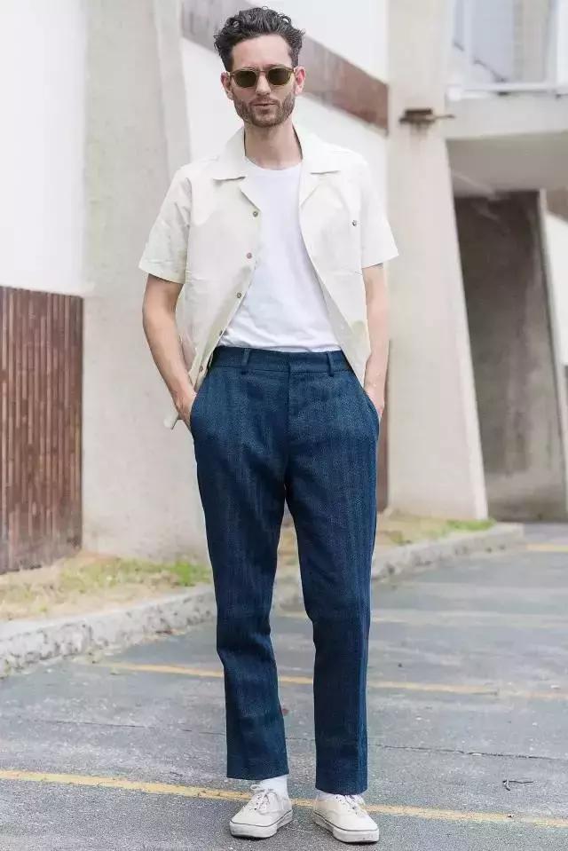 男装痞帅街拍西装杀,街拍成熟男装搭配图