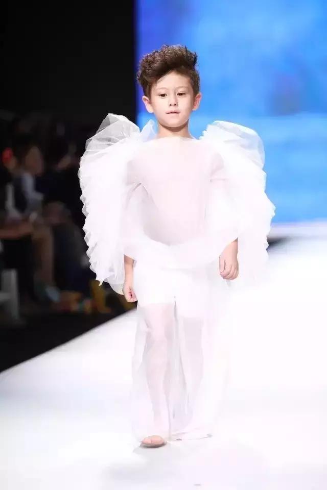 罗丁丁,罗丁丁遵义