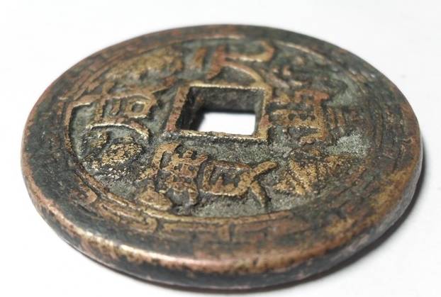 lv包包真品是贴膜的吗,lv包包金属真的不掉色吗