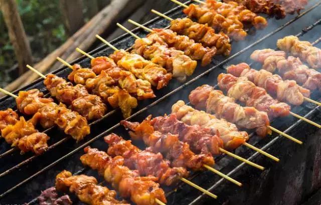 绵阳正宗炭火烧烤,烧烤界的扛把子好吃到嗷嗷叫