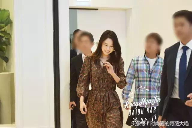 欧尼孔孝真穿搭,孔孝真欧尼