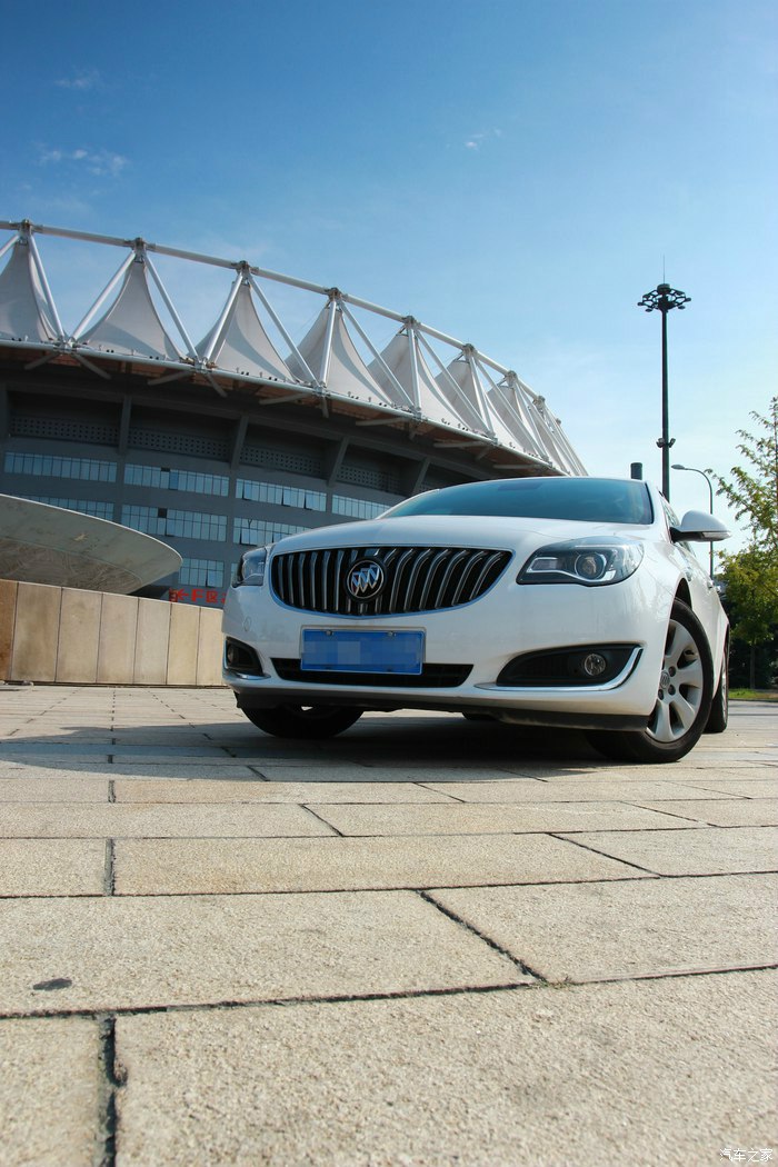 19款君威精英提车记,操控性不错的车