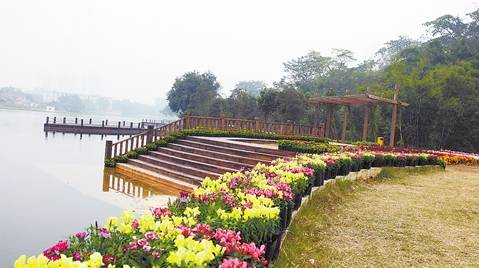 又到了夏天路边烧烤,又到了烧烤的时候