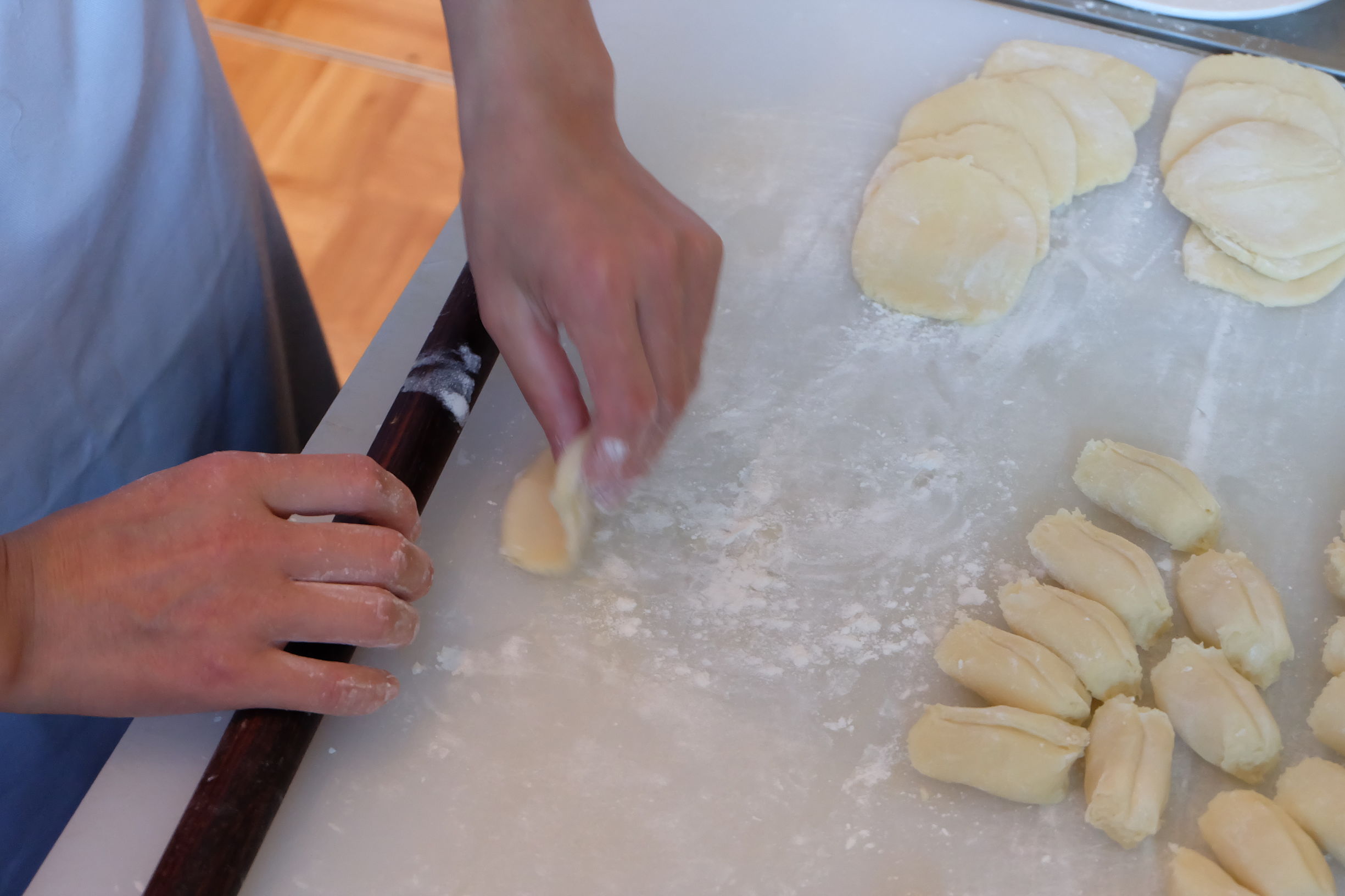美食制作黄桥烧饼,黄桥烧饼的制作方法甜的