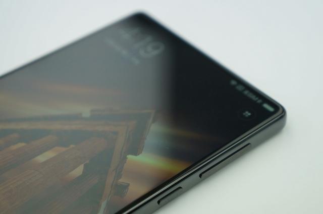 移动信息杂谈：外媒不断吐槽小米Mix，称产品纯属障眼法