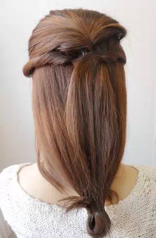 清新淑女半扎编发中分,时尚编发扎法简单又好看