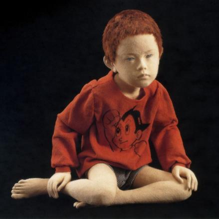 日本武士剥了百人的*皮人**,只为将木偶变成儿子,最后惨遭灭门报应