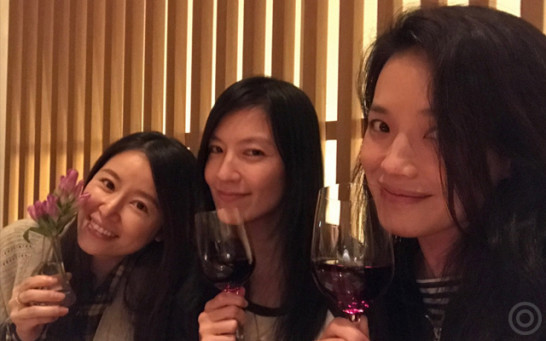 为什么女明星40多还能生孩子,为什么明星都是高龄生子