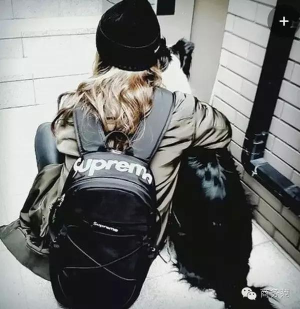 韩版双肩包推荐,流行的几款大牌女士双肩包