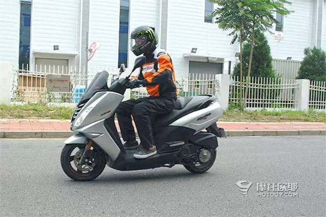 2020款标致citystar200,标致城市之星200与200i区别