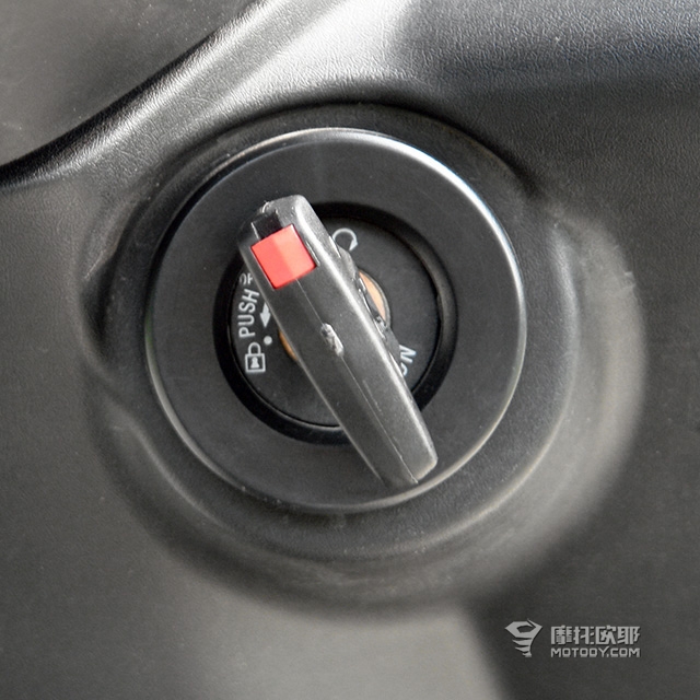 2020款标致citystar200,标致城市之星200与200i区别