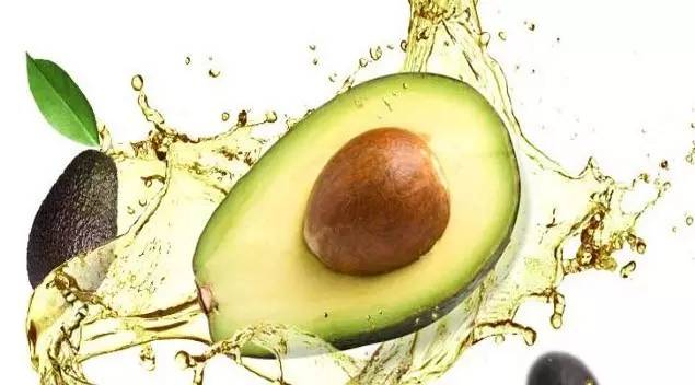 别小看这两样东西可以救命,精华油的几大美肤功效你都了解吗