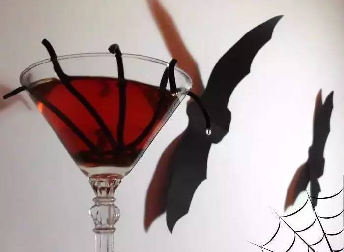 万圣节尖叫鸡尾酒,无酒精鸡尾酒万圣节