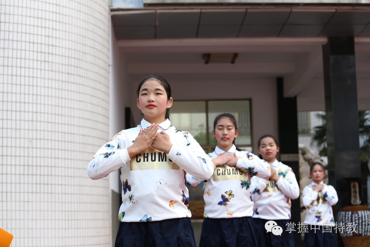 速递以艺育人,以艺兴校:宜兴市特殊教育学校艺术教育成果惊艳校园!