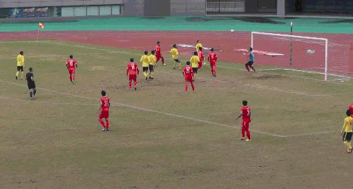 大连金靴,足球十大中锋巴斯滕