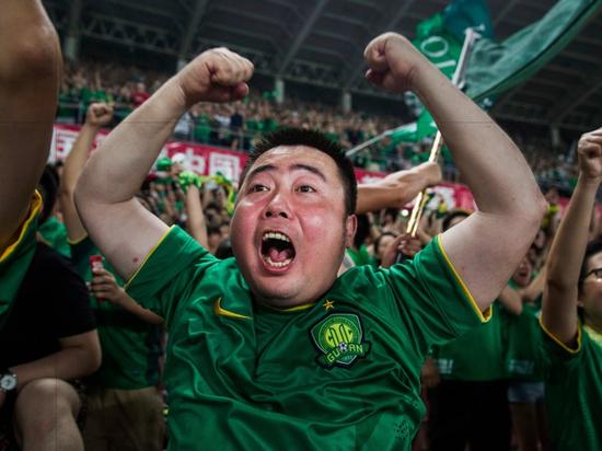 中超各种嘿吹过的牛逼未兑现，功勋球员要离队，国安怎么办？