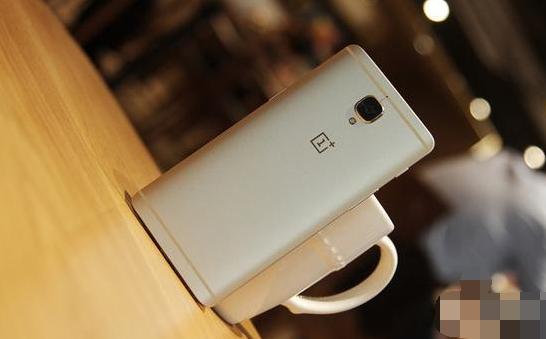 目前国产机最好的几款,国产机在国外卖的最火的