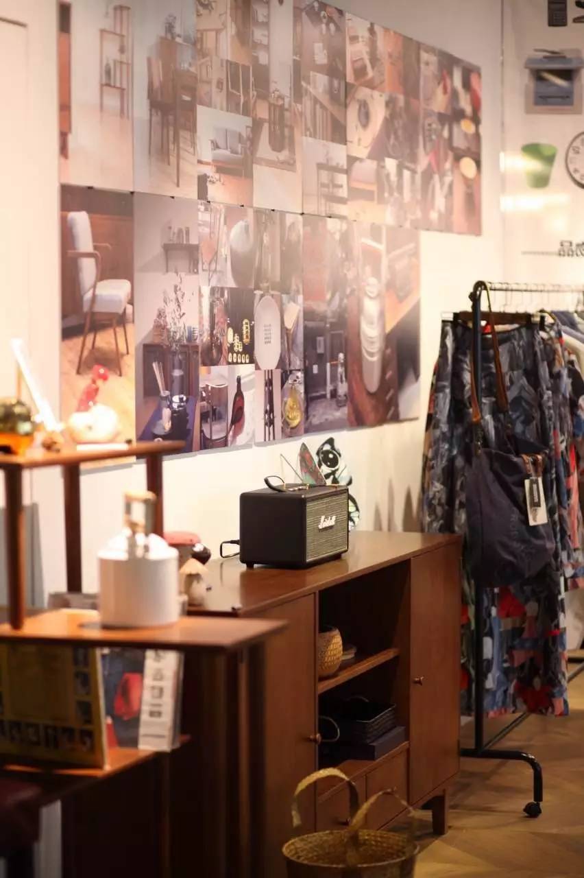 为了了解什么是好物,她3年时间把自己家所有家具摆设换了3遍