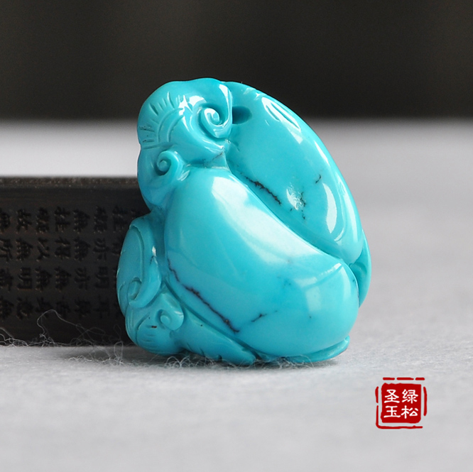 一组绿松石小型精美雕件欣赏,绿松石雕件等级划分图