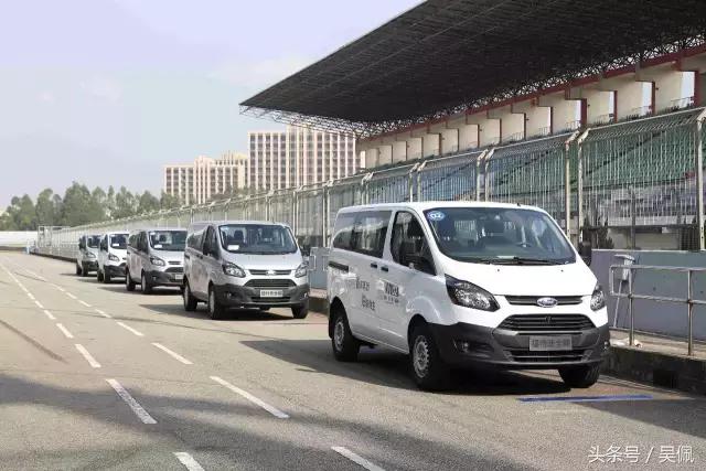 福特新全顺驾车感受,开福特全顺跑货运