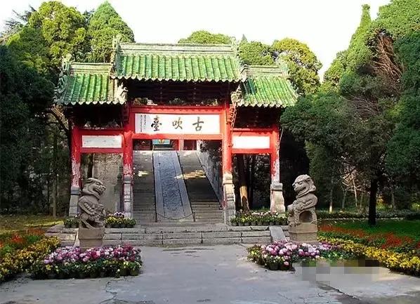 开封旅游住宿攻略,开封洛阳旅游攻略