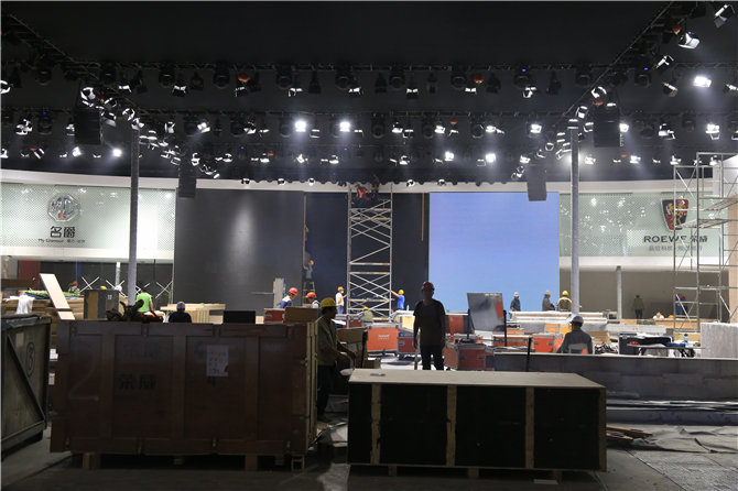 广州车展探馆日,2019广州车展探馆雷克萨斯