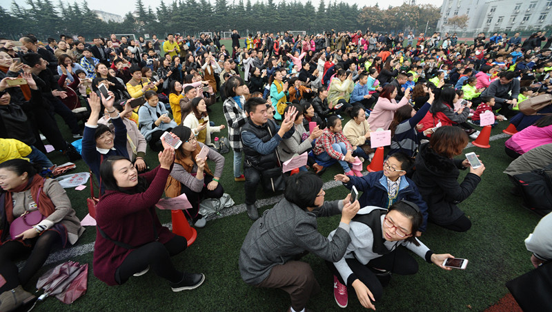 谭咏麟足球联赛,谭咏麟谈足球运动