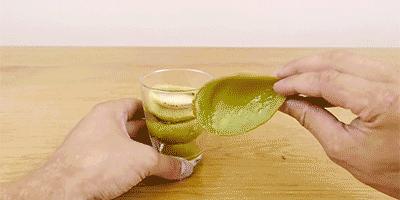 你知道如何剥香蕉吗,剥香蕉从哪边剥