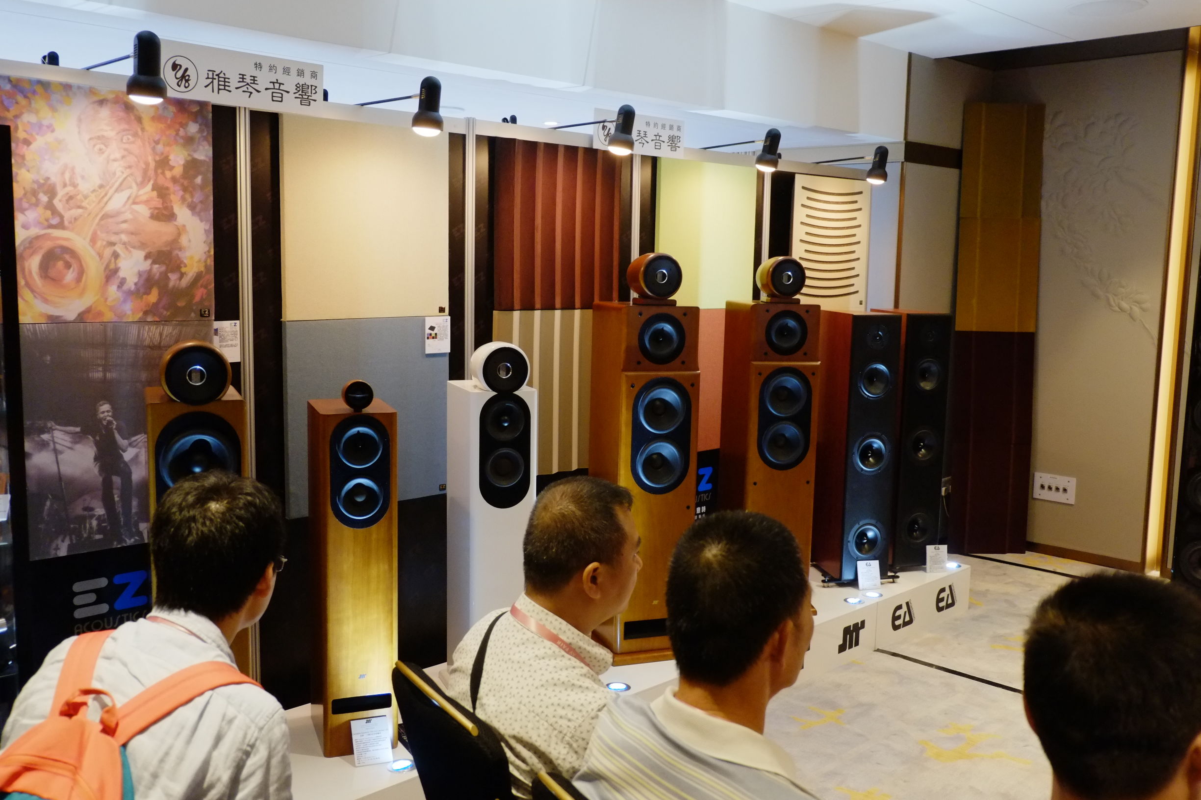 世界顶级音响博览会,世界顶级汽车音响展