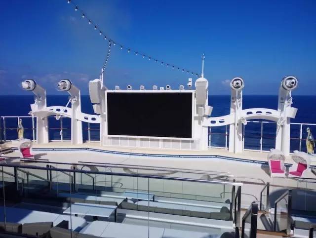 这个传说中的豪华游轮，竟然和我同一天生日