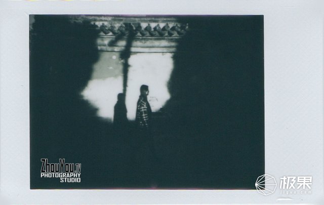 创意拍立得高级滤镜玩法,一键剪同款拍立得创意无极限