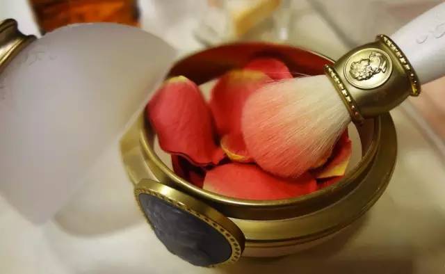 内有福利｜买过最后悔的高颜值化妆品！