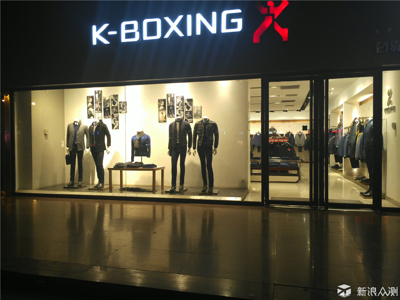 锤子m1是双扬声器吗,锤子m1刚出时多少钱