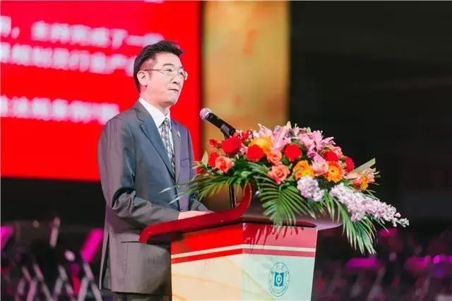 嗨，我叫惠州学院，今年70岁了！