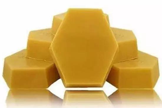 蜂蜡用途,蜂蜡熬茶籽油什么用途