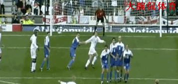 卡洛斯任意球弧线分析,任意球名场面卡洛斯