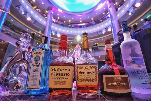 这个传说中的豪华游轮，竟然和我同一天生日