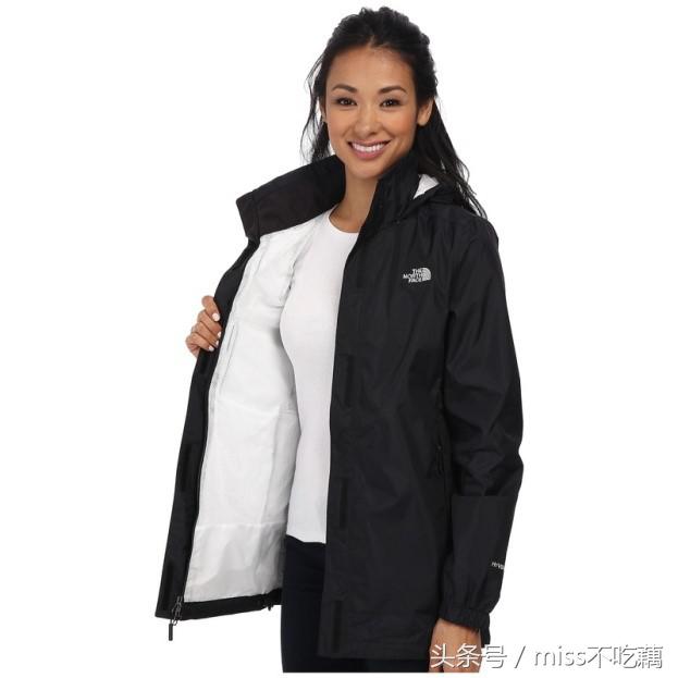 高品质羽绒服谁穿都好看,谁说羽绒服穿不出时尚感的