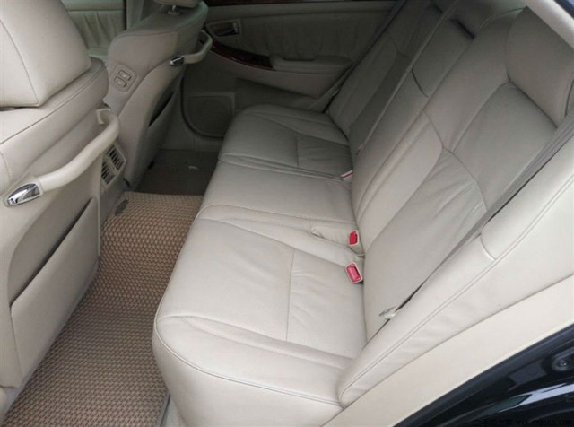 13代半丰田皇冠2.5二手价格,2019年丰田皇冠2.0时尚二手车价格