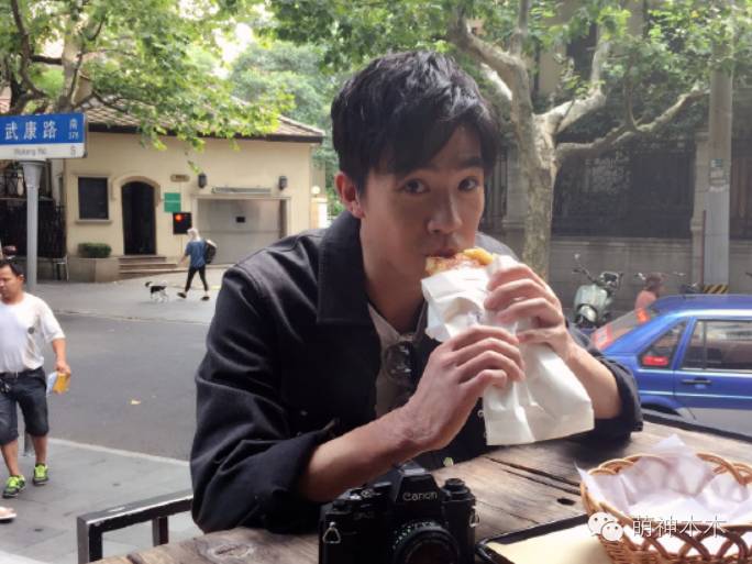 俞灏明烧伤后恢复了吗,被烧伤前的俞灏明照片