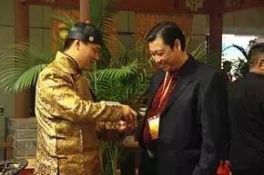 现代商业巨头穿越古代,现代商业精英穿越到古代