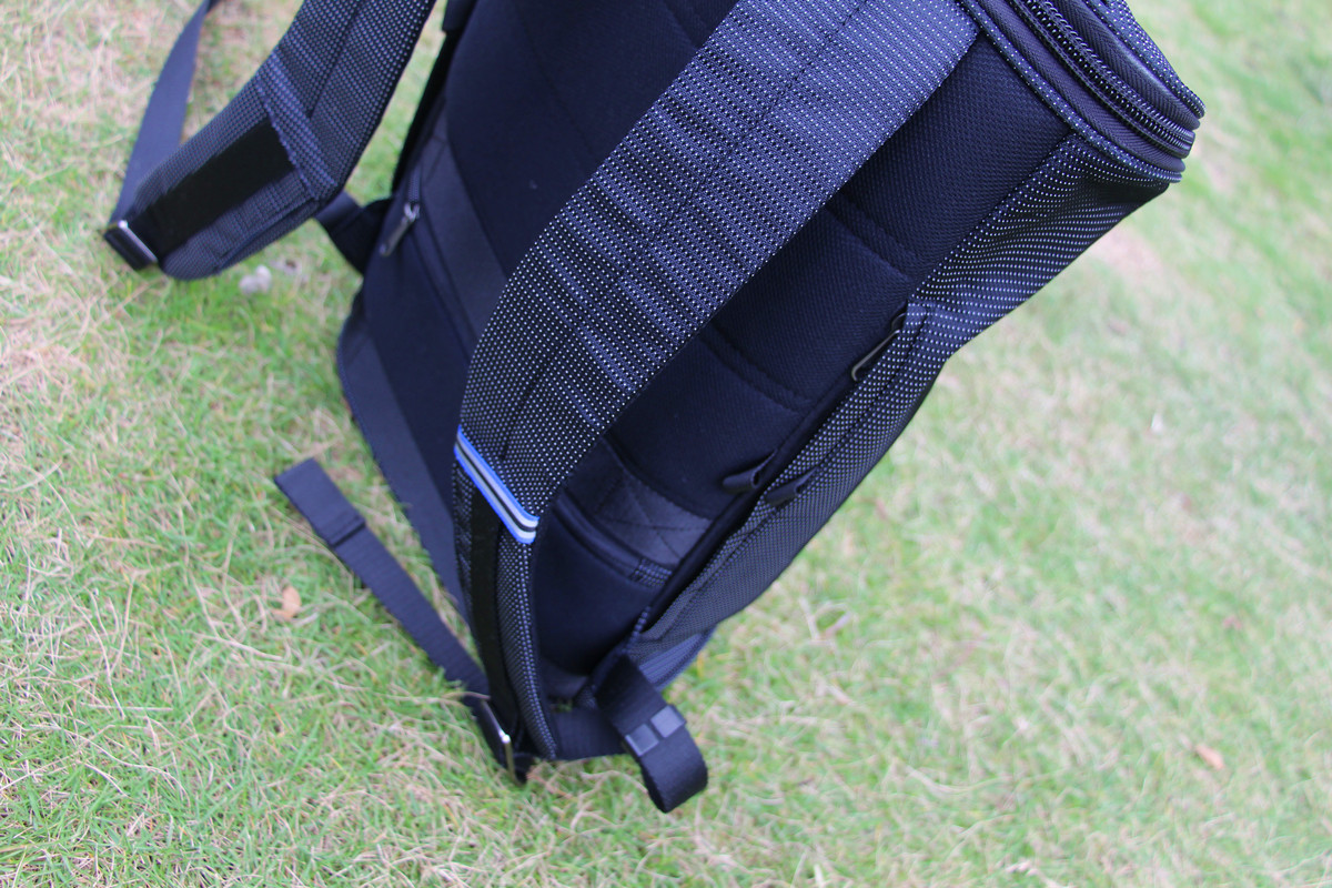 一块布一根拉链不用裁剪,一块布制成包包