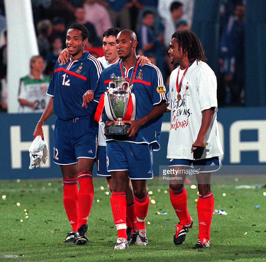 彪马足球鞋顶级和高端的区别,彪马最好的足球鞋