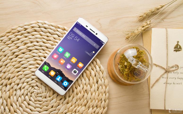 厉害了！COMIO卡美欧手机正式进驻福建最大手机连锁集团