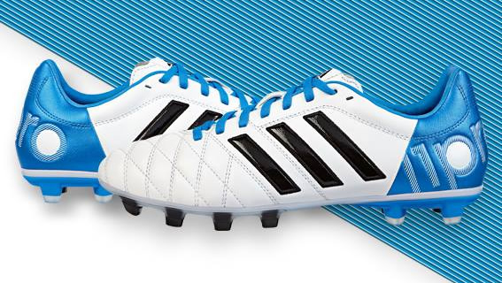 阿迪达斯足球球鞋测评,足球鞋选择nike还是阿迪达斯